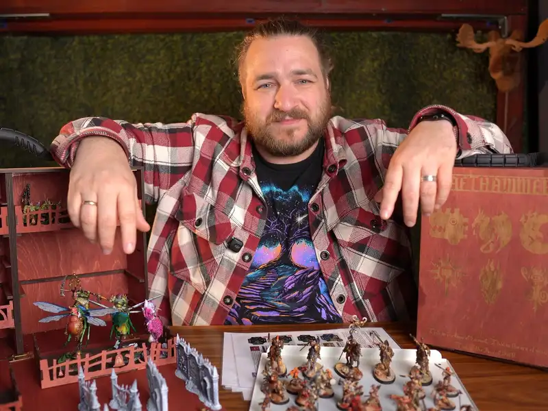 Pepe in The Shed with handcrafted miniature cases